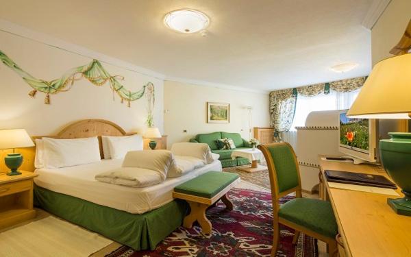 Hotel Sassongher Корвара ин Бадия Екстериор снимка