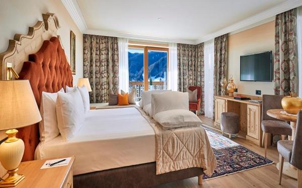Hotel Sassongher Корвара ин Бадия Екстериор снимка