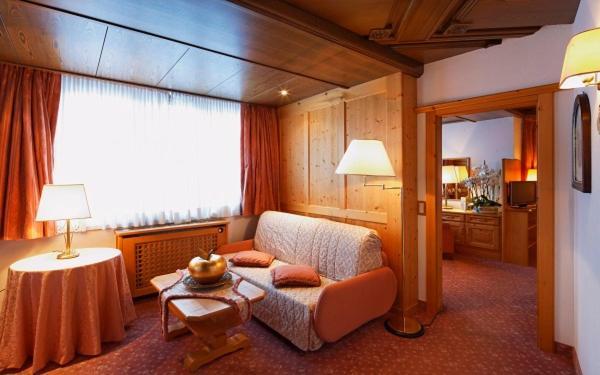 Hotel Sassongher Корвара ин Бадия Екстериор снимка