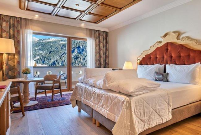 Hotel Sassongher Корвара ин Бадия Екстериор снимка