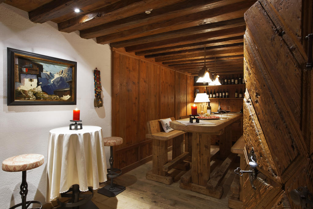 Hotel Sassongher Корвара ин Бадия Екстериор снимка