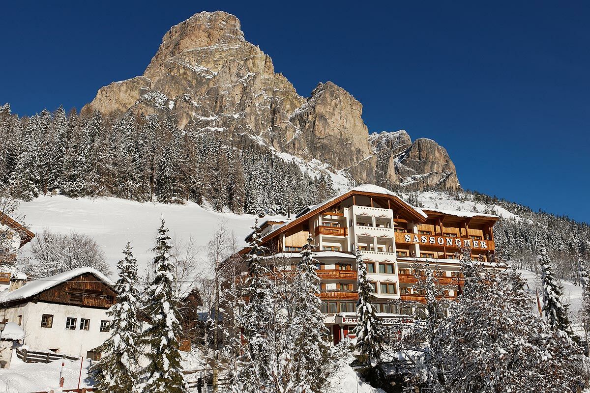 Hotel Sassongher Корвара ин Бадия Екстериор снимка